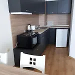 Апартамент Silver Byala - първа линия, морска панорама с два басейна и осигурен паркинг