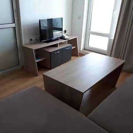 Silver Byala - първа линия, морска панорама с два басейна и осигурен паркинг Apartman Bjala